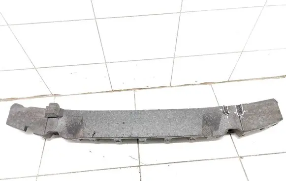 Front bumper foam support bar