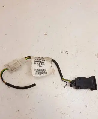 Volkswagen PASSAT B6 AUX in-socket connector 3C0971154