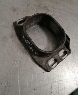 Audi A4 S4 B6 8E 8H Engine mounting bracket 8D0199335F