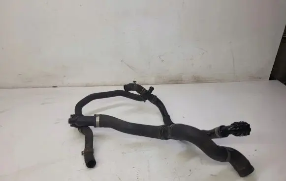 Audi A4 S4 B9 Engine coolant pipe/hose 8W0121030K