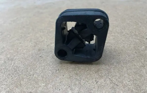 Muffler mount bracket/holder
