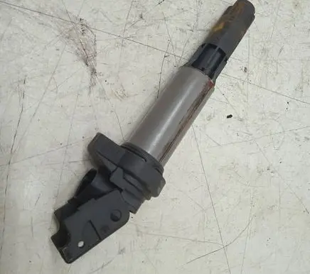 BMW X1 E84 High voltage ignition coil 0221504100