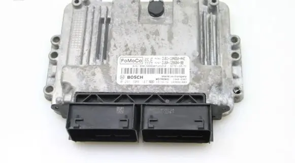 Ford Focus Engine control unit/module CV6112A650ANE