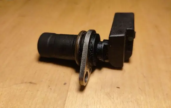 BMW 5 E60 E61 Crankshaft position sensor 1709616