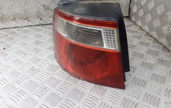 KIA Carens I Rear/tail lights BRAK