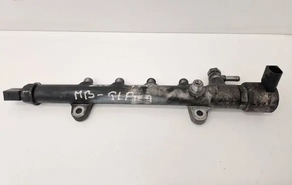 Mercedes-Benz GLA W156 X156 Fuel main line pipe A6510700700 RD0004