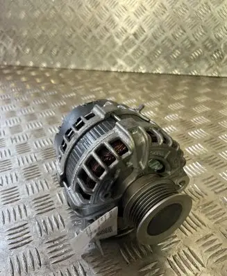 Volvo XC40 Generator/alternator 31489212