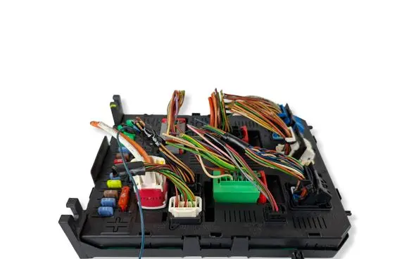 Peugeot 308 SW Fuse module 281197595
