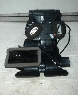 Renault Zoe Climate control unit 272702761R