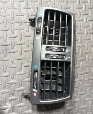 BMW X5 E70 Rear air vent grill 6958748 773201 011785702