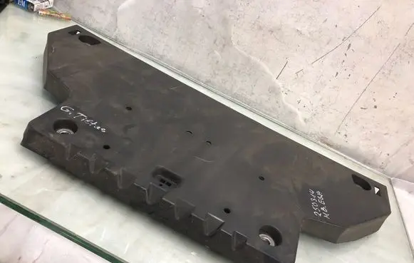 Mercedes-Benz EQA Center/middle under tray cover A2433520600