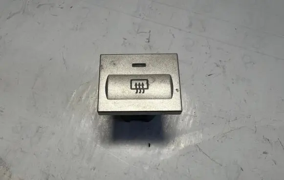 Ford Focus Windscreen/window heater switch 8V4T18C621AB 18C621AB 16072009