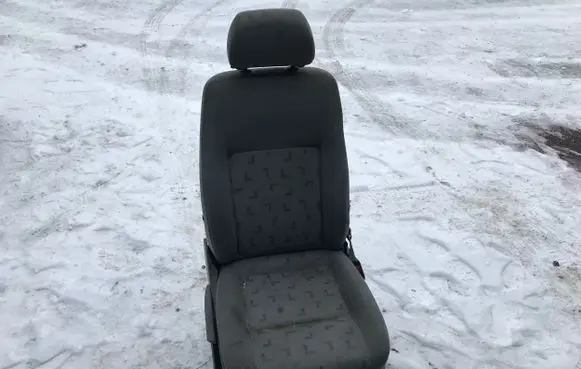 Volkswagen Transporter - Caravelle T5 Front passenger seat 