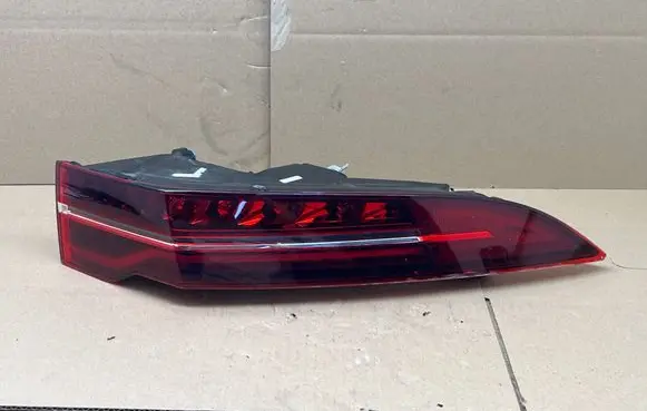 Jaguar I-Pace Rear/tail lights J9D313404 0020640903