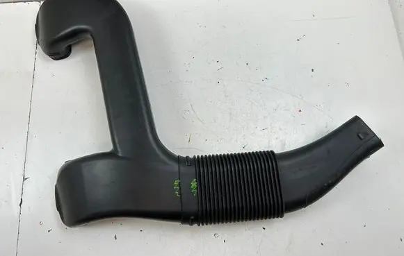 BMW X5 E70 Air intake duct part 8518060 7812058
