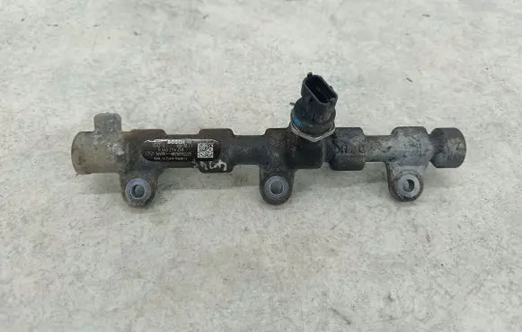 Opel Movano B Fuel main line pipe 