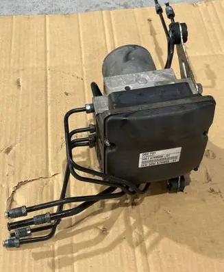 BMW 7 F01 F02 F03 F04 ABS Pump 6799048 6799050