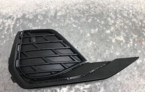 Audi A3 8Y Front bumper lower grill 8Y0807682H-BILI 8Y0807682H