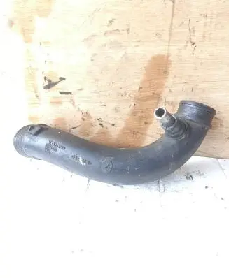 Volvo S60 Intercooler hose/pipe 30714480
