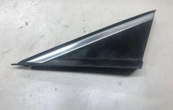 Opel Astra K Fender end trim 51549103 39041995