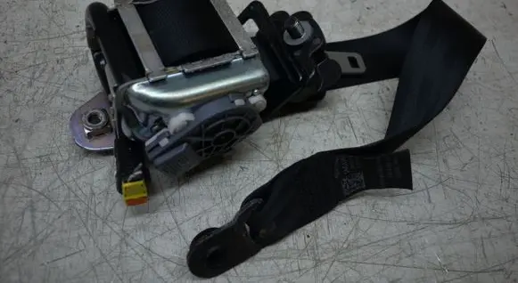 Jaguar XJL Front seatbelt 620408800 BW93611B09AB8PVJ