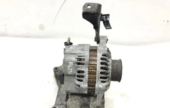 Nissan Almera Tino Generator/alternator 23100-4M510
