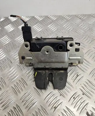 Opel Astra H Tailgate/trunk/boot lock/catch/latch 13117285 495058724