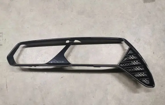 Chevrolet Corvette C7 Rear/tail light trim molding 