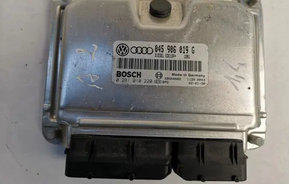 Audi A2 Engine control unit/module 045906019G