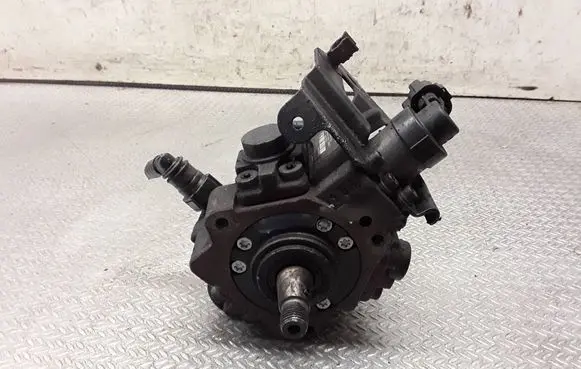 Citroen C4 Grand Picasso Fuel injection high pressure pump 0445010102 9683703780