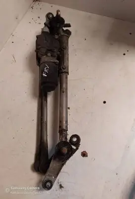 Honda FR-V Front wiper linkage and motor