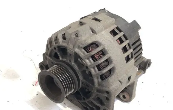 Seat Ibiza III (6L) Generator/alternator 037903025T