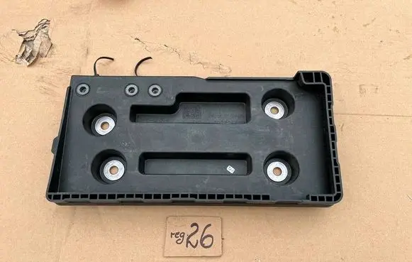 Volkswagen Arteon Battery box tray 3Q0804869A