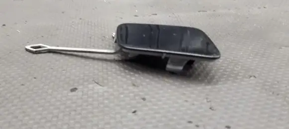 Audi A3 S3 8L Front tow hook cap/cover 