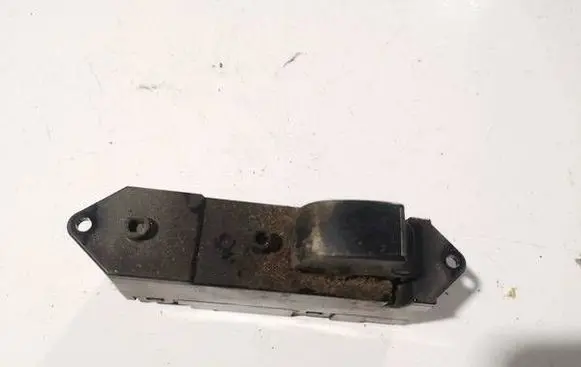 Mitsubishi Outlander Electric window control switch c8dd320m