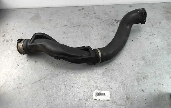 BMW 5 F10 F11 Intercooler hose/pipe 11617809834