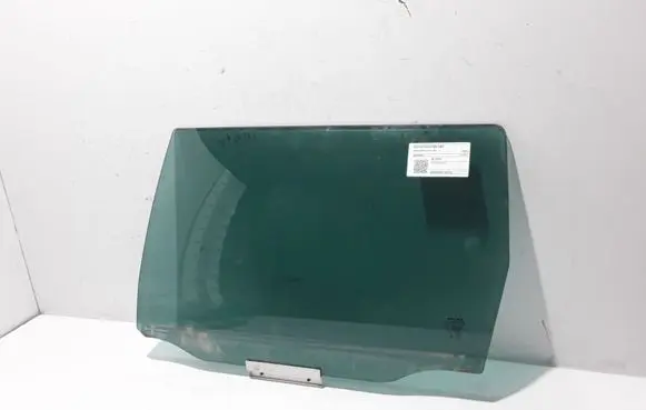 Volvo V70 Rear door window glass 30674334