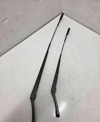 Volkswagen Golf Sportsvan Front wiper blade arm 517955409A