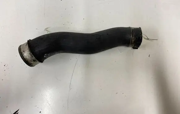 BMW 3 E90 E91 Turbo air intake inlet pipe/hose