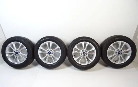 Ford Kuga II R17 alloy rim 
