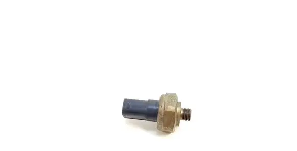 BMW 5 E60 E61 Air conditioning (A/C) pressure sensor 8770623