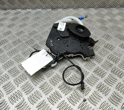 Opel Vivaro Rear door lock 9808582780