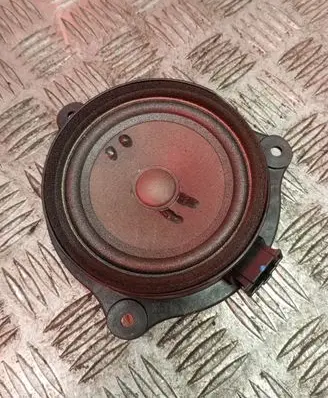 Audi A6 S6 C6 4F Front door speaker