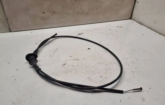Opel Zafira B Engine bonnet/hood lock release cable 13105886