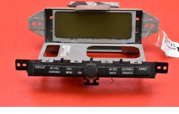 Toyota Avensis Verso Radio/CD/DVD/GPS head unit 86110-05020