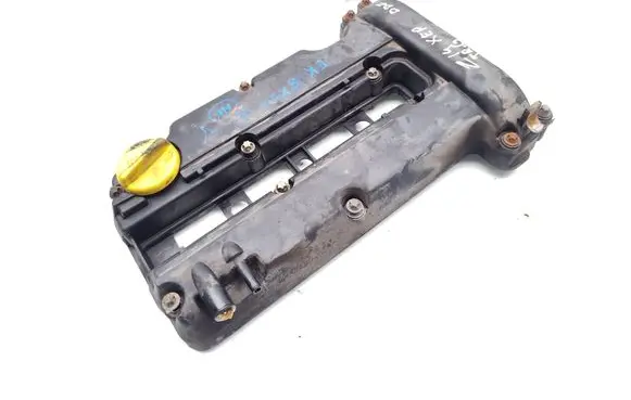 Opel Corsa D Rocker cam cover 55351461 F531002