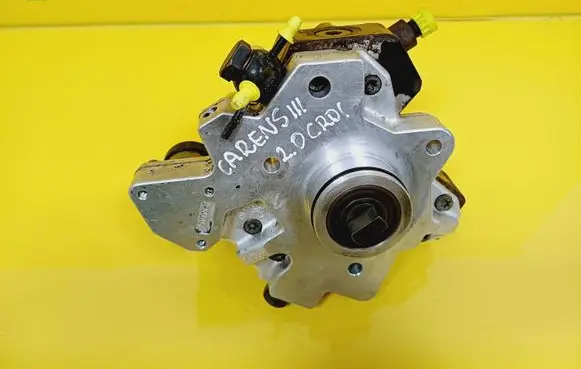 KIA Carens II Fuel injection high pressure pump 33100-27400 0445010121