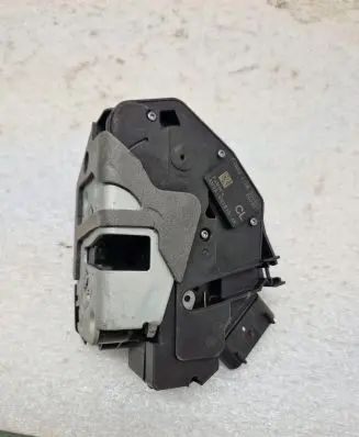 Ford C-MAX II Sliding door lock AM5A-U21813AF