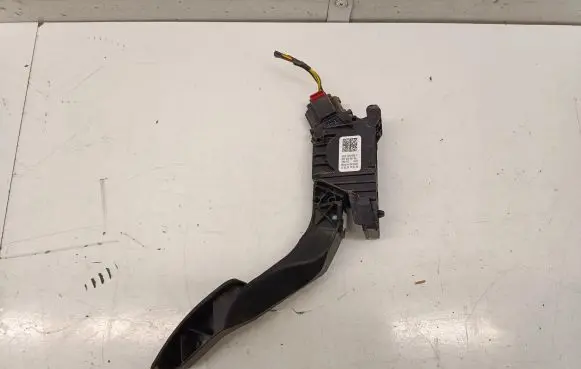 Audi A3 8Y Accelerator throttle pedal 5Q2723503F