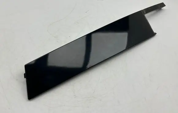 Peugeot 3008 I Front door glass trim molding 96859277XT 96859279X